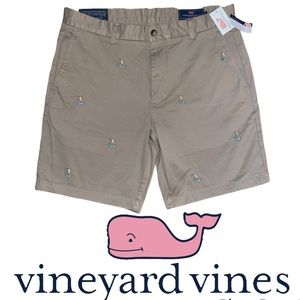 NWT Vineyard Vines Mens 9” Khaki Shorts Mermaid Embroidered Design